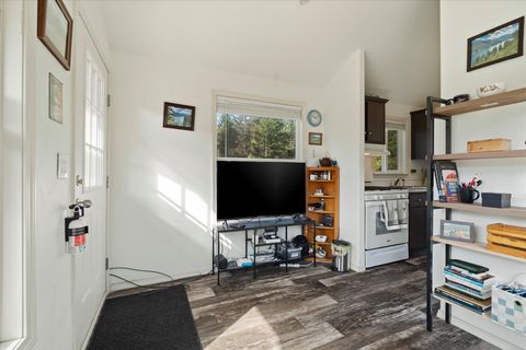 Tiny photo for 54 N Ridge Way, Troy, MT 59935 (MLS # 30069560)