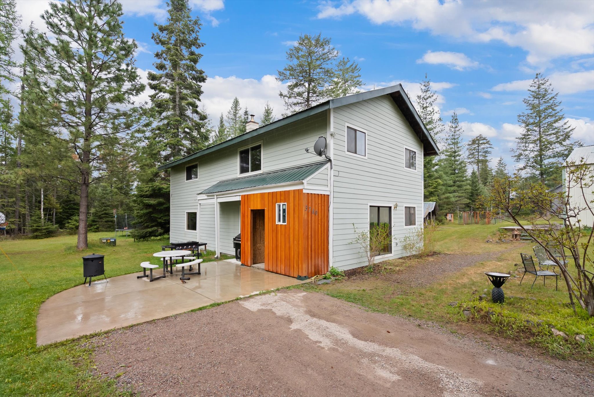 3740 Foothill Road