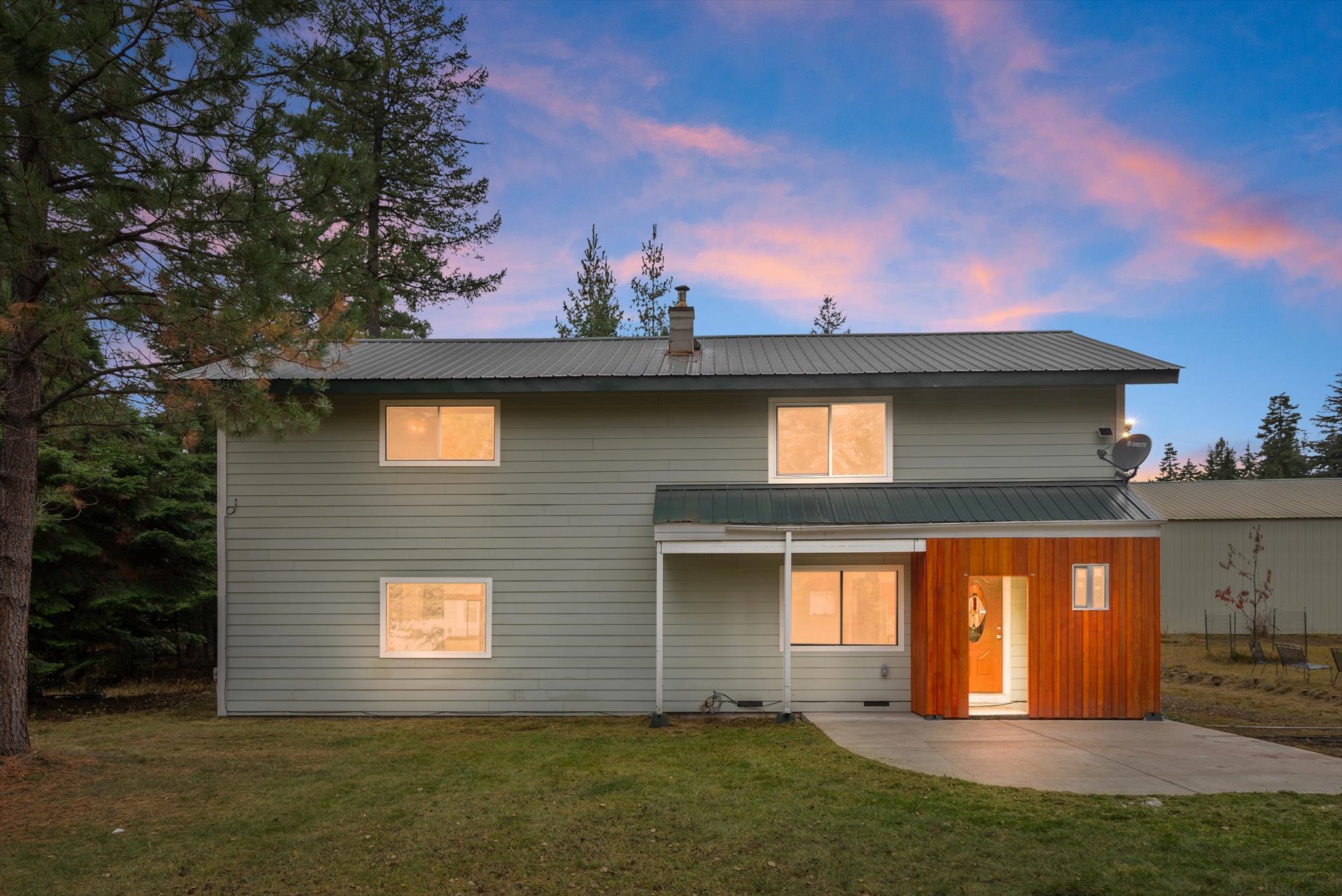 Kalispell, Montana, 59901, United States, 6 Bedrooms Bedrooms, ,5 BathroomsBathrooms,Residential,Active,2045394