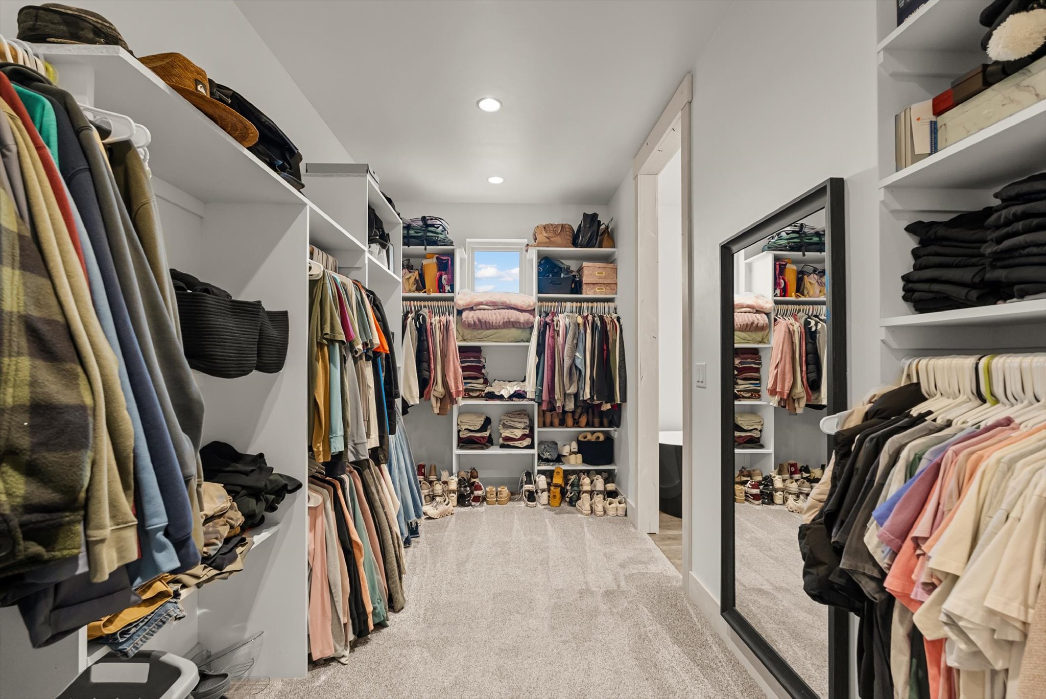 Bigfork, Montana 59911, United States, 4 Bedrooms Bedrooms, ,3 BathroomsBathrooms,Residential,Active,116333