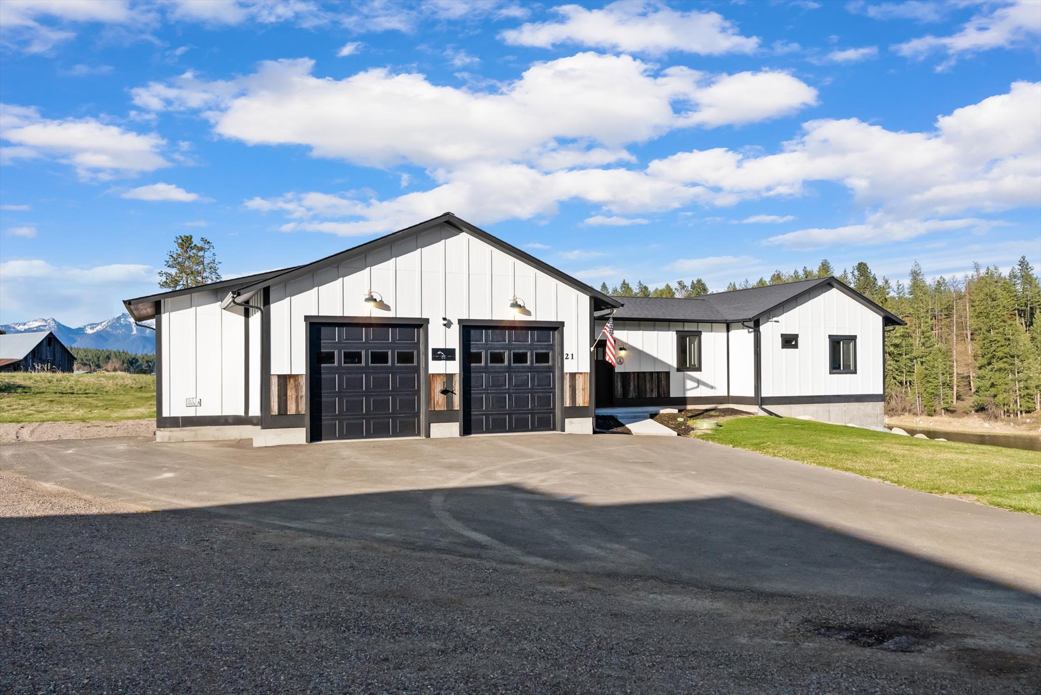 Bigfork, Montana 59911, United States, 4 Bedrooms Bedrooms, ,3 BathroomsBathrooms,Residential,Active,116333