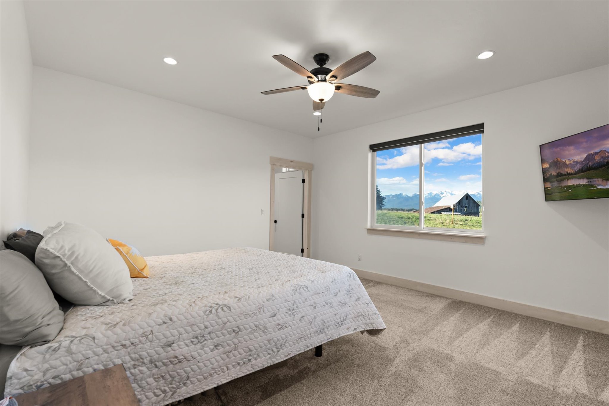 Bigfork, Montana 59911, United States, 4 Bedrooms Bedrooms, ,3 BathroomsBathrooms,Residential,Active,116333