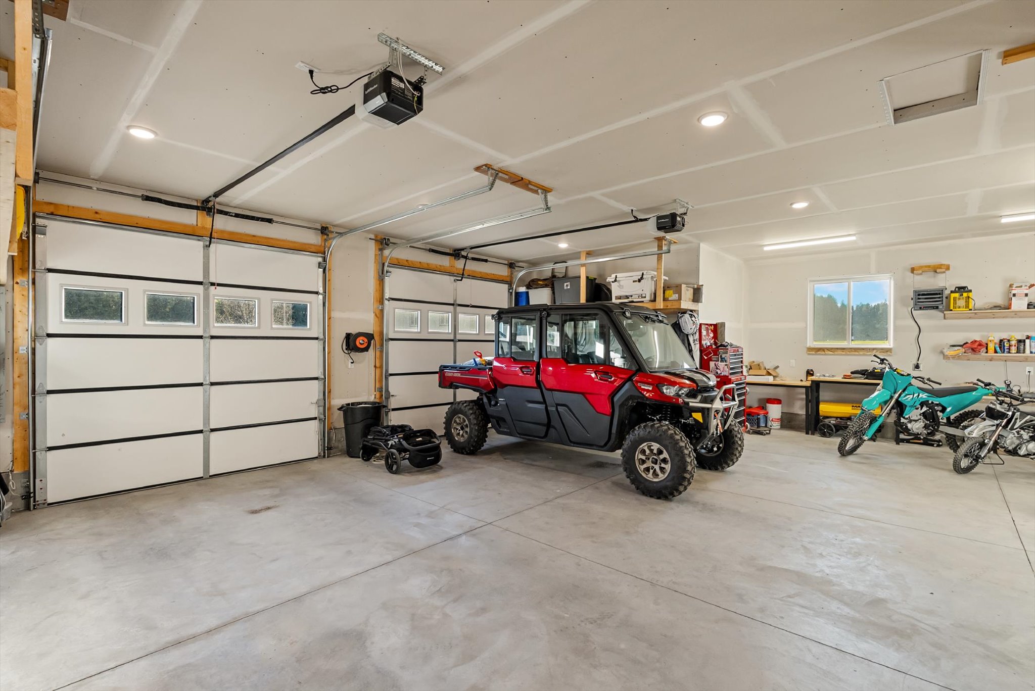 Bigfork, Montana 59911, United States, 4 Bedrooms Bedrooms, ,3 BathroomsBathrooms,Residential,Active,116333