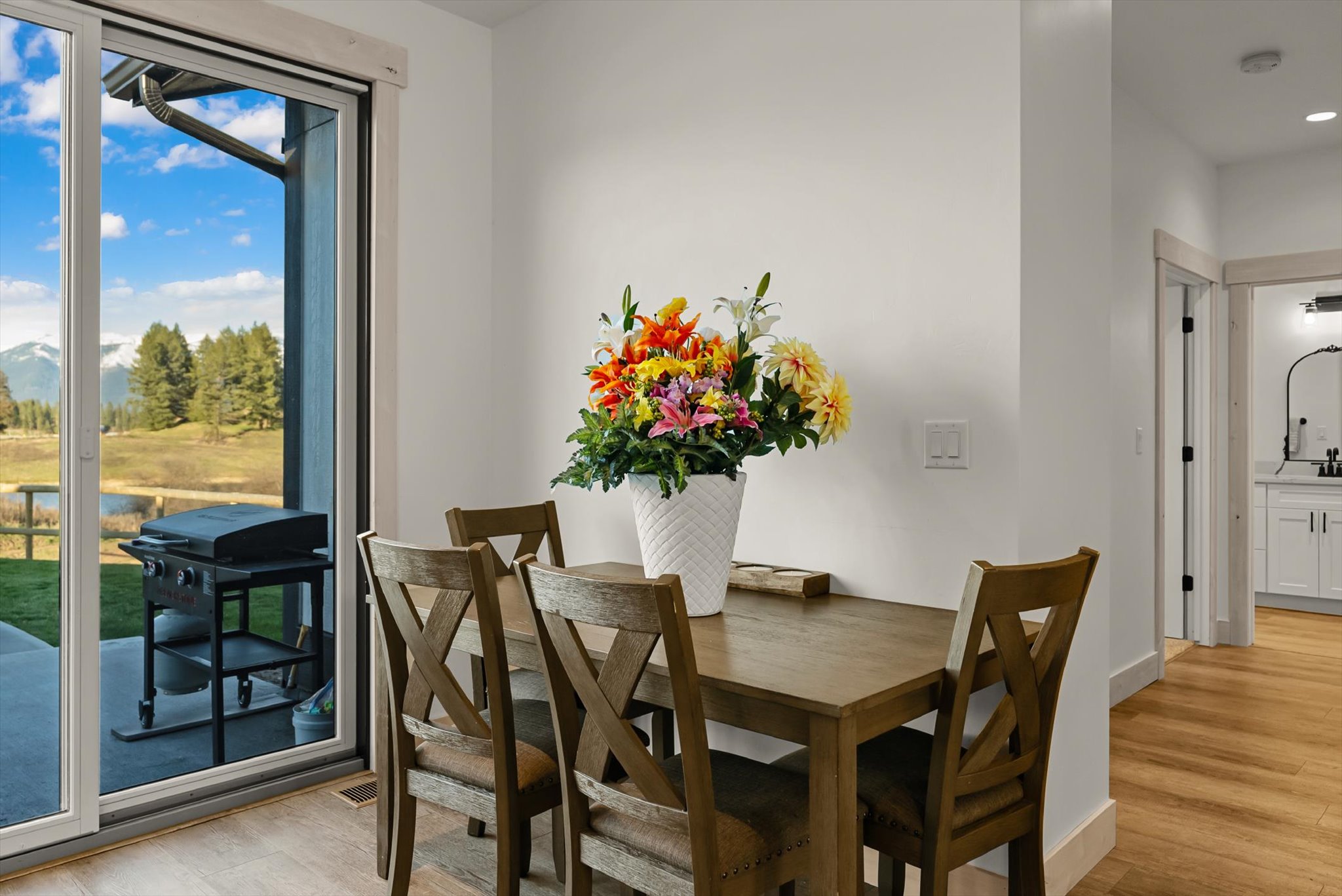 Bigfork, Montana 59911, United States, 4 Bedrooms Bedrooms, ,3 BathroomsBathrooms,Residential,Active,116333