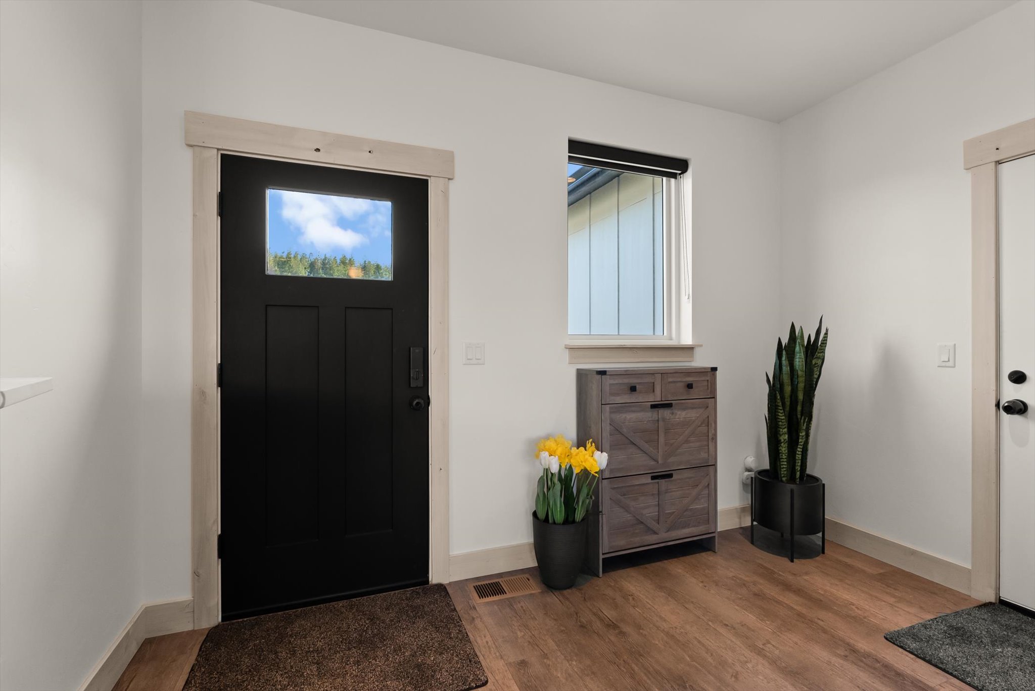 Bigfork, Montana 59911, United States, 4 Bedrooms Bedrooms, ,3 BathroomsBathrooms,Residential,Active,116333