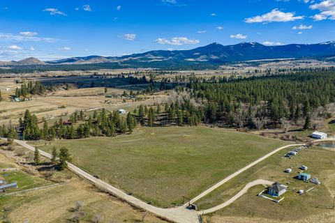Tiny photo for 829 Weber Butte Trail, Corvallis, MT 59828 (MLS # 30068402)