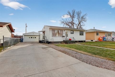 Photo of 500 25th Avenue NE, Great Falls, MT 59404 (MLS # 30062133)