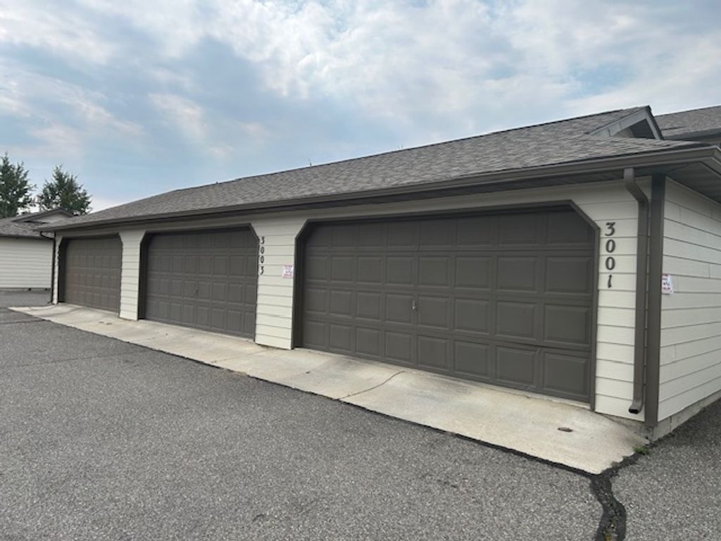 Photo of 3003 Meadowlark Lane, Butte, MT 59701 (MLS # 30070196)