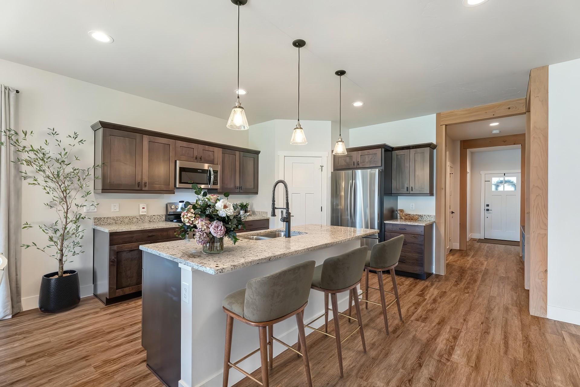 Helena, Montana 59602, United States, 4 Bedrooms Bedrooms, ,3 BathroomsBathrooms,Residential,Active,149704