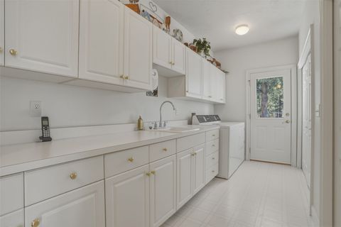 Tiny photo for 571 Cielo Vista, Hamilton, MT 59840 (MLS # 30067625)