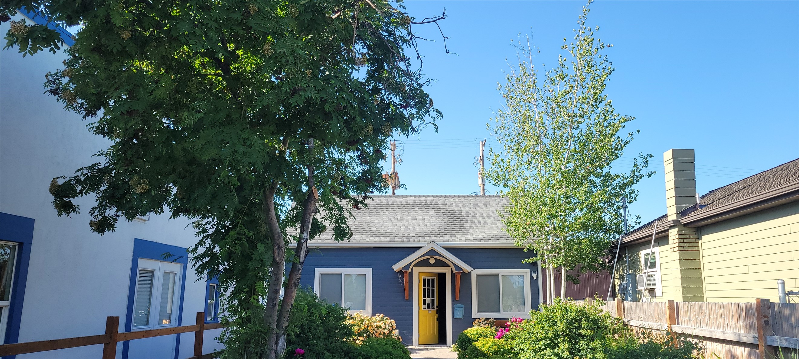 107 3rd Avenue E