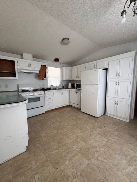 Tiny photo for 4178 Highwood Drive, Great Falls, MT 59405 (MLS # 30070899)