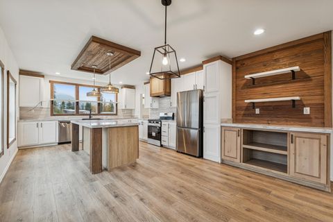 Photo of 128 Back Forty View, Columbia Falls, MT 59912 (MLS # 30056218)