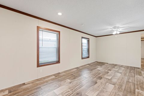 Tiny photo for 809 9th Street W #17, Columbia Falls, MT 59912 (MLS # 30060996)