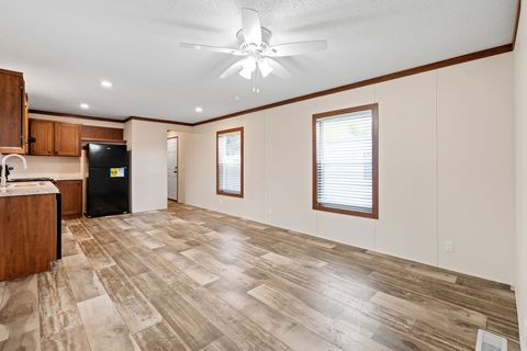 Tiny photo for 809 9th Street W #17, Columbia Falls, MT 59912 (MLS # 30060996)
