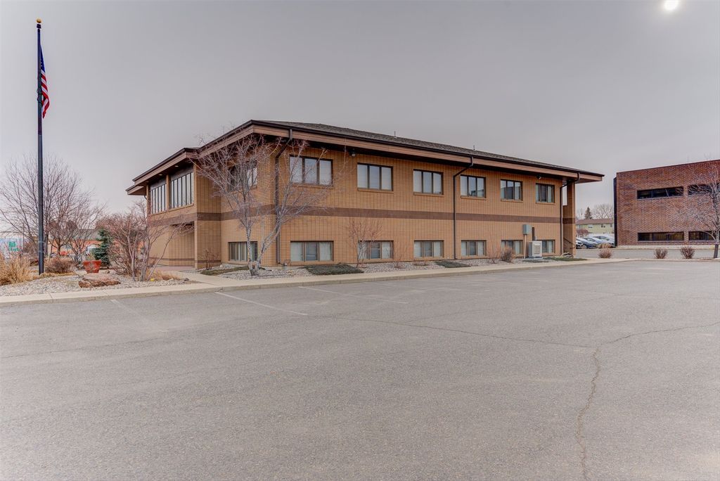 Photo of 825 W Custer Avenue, Helena, MT 59601 (MLS # 30064571)