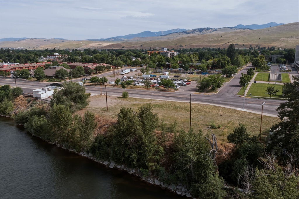 Photo of 601 W Broadway Street, Missoula, MT 59802 (MLS # 30075169)