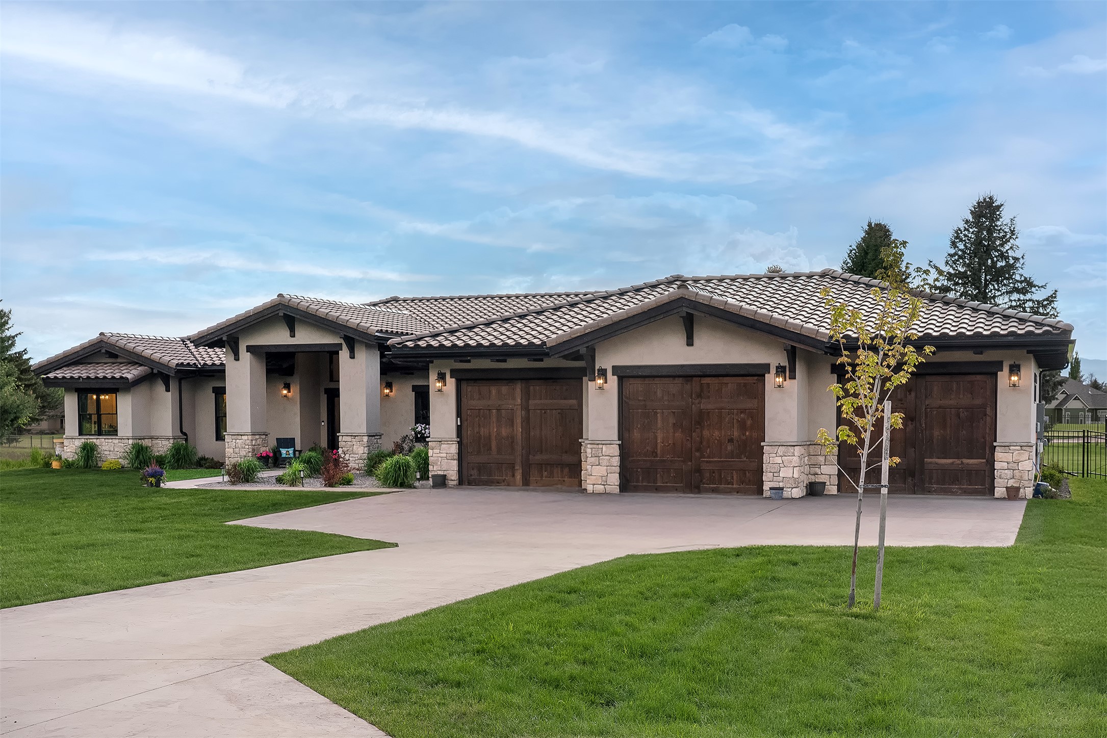 344 Chapman Lane