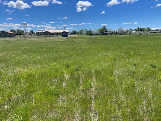 820 TETON AVE, VALIER, MT 59486 - Image d2116ec1e44029e2d3a62e4f9cbbc67e/3145322784