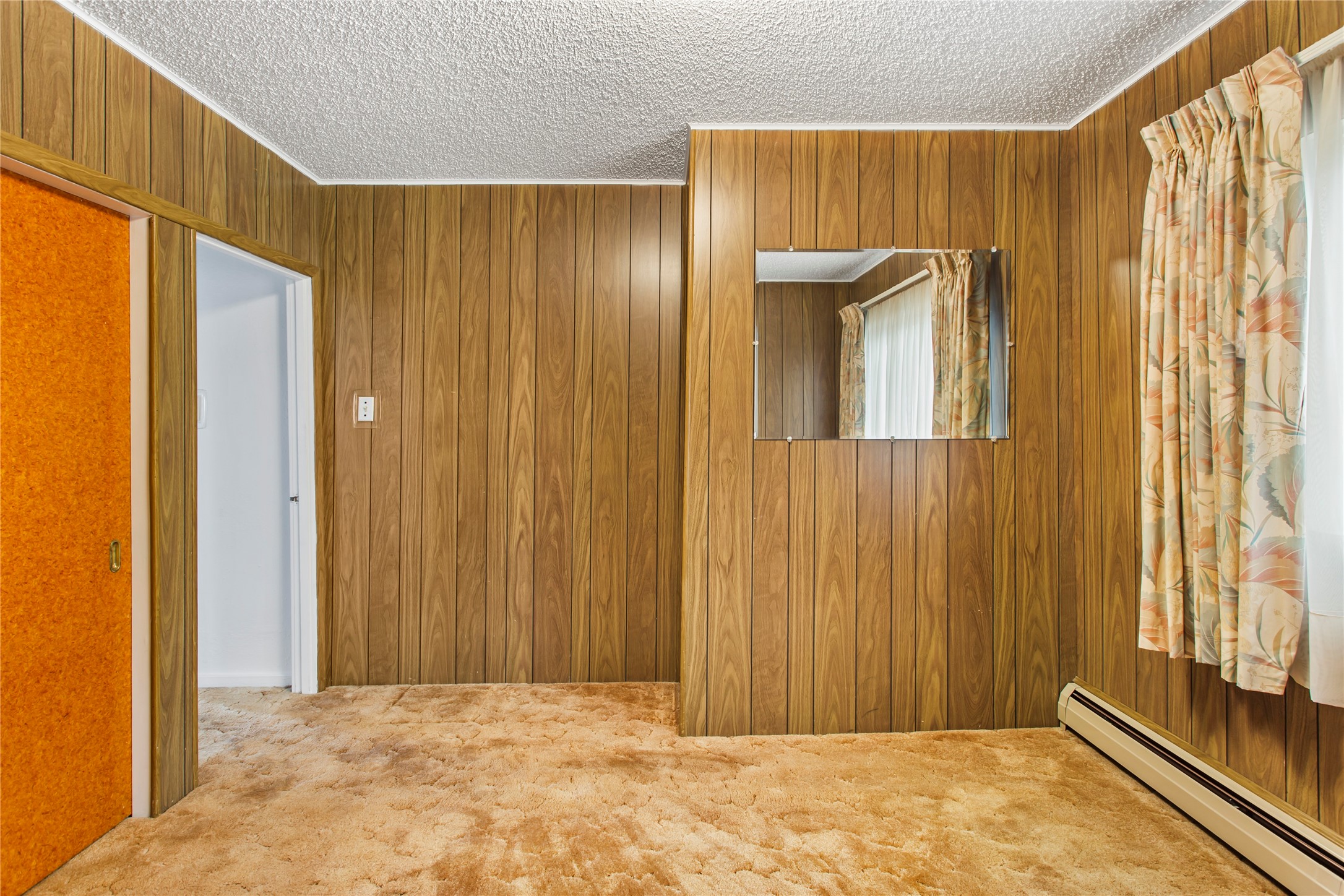 Butte, Montana 59701, United States, 2 Bedrooms Bedrooms, ,2 BathroomsBathrooms,Residential,Pending,55903