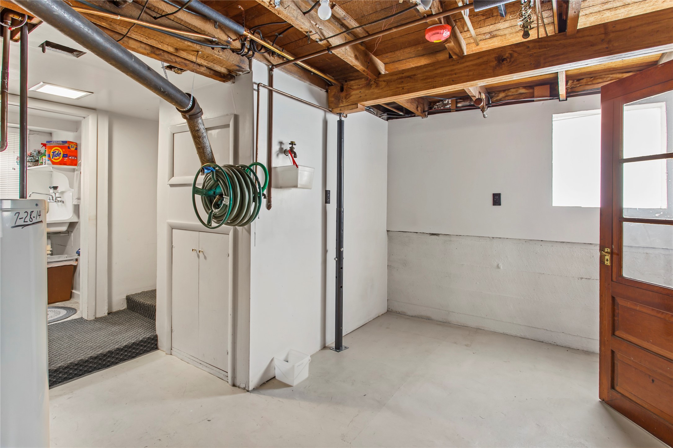 Butte, Montana 59701, United States, 2 Bedrooms Bedrooms, ,2 BathroomsBathrooms,Residential,Pending,55903