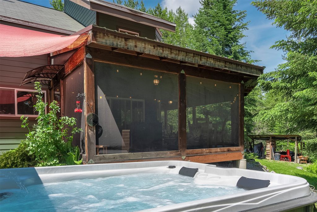 Photo of 2075 Lion Mountain Loop Road, Whitefish, MT 59937 (MLS # 30069254)