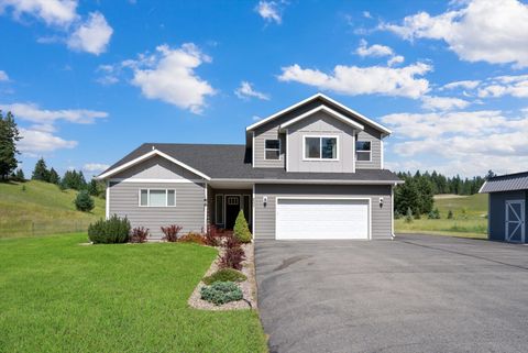 Photo of 207 Fieldstone Drive, Kalispell, MT 59901 (MLS # 30056448)