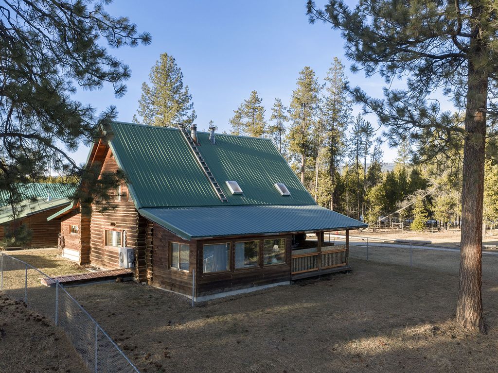 Photo of 614 Griz Lane, Marion, MT 59925 (MLS # 30065237)