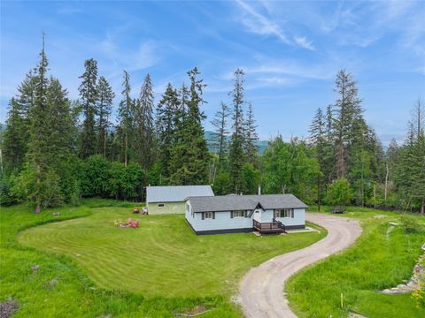 Photo of 1970 Benchmark Lane, Whitefish, MT 59937 (MLS # 30052710)