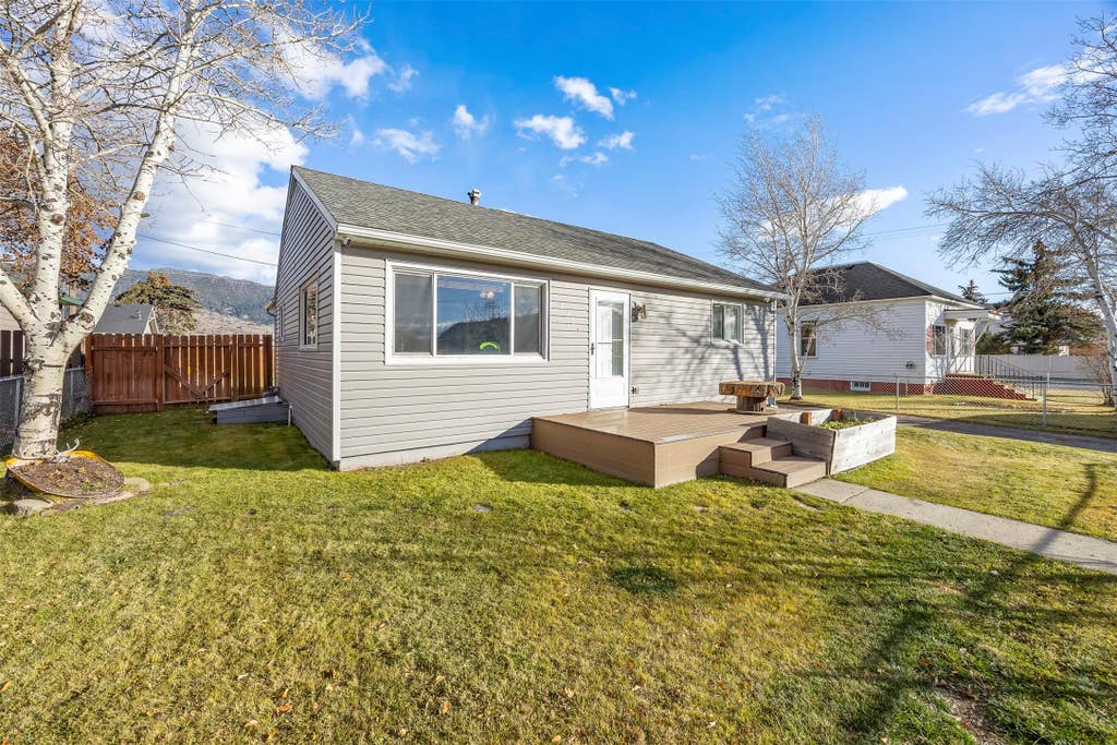 Photo of 2930 Sanders Street, Butte, MT 59701 (MLS # 30072217)