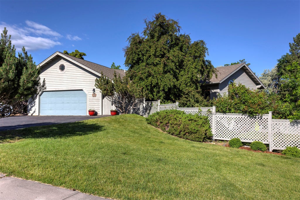 Photo of 171 Fairway Drive, Missoula, MT 59803 (MLS # 30080203)