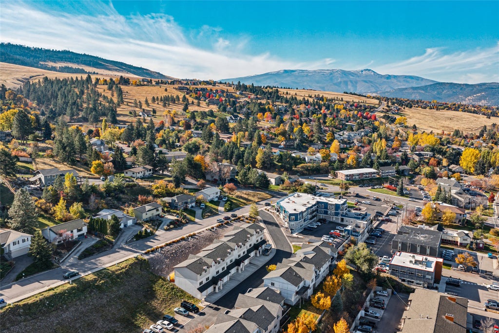 Photo of 825 Crestmont Way #B, Missoula, MT 59803 (MLS # 30080032)
