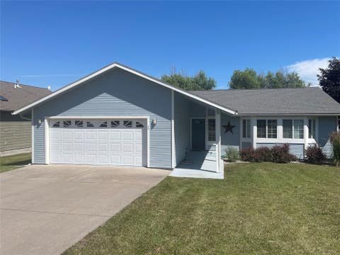 Photo of 22 B Avenue, Polson, MT 59860 (MLS # 30076989)