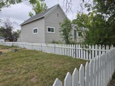 Photo of 1521 6th Avenue N, Great Falls, MT 59401 (MLS # 30057688)