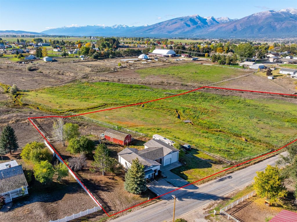 Photo of 563 Bass Lane, Corvallis, MT 59828 (MLS # 30061811)