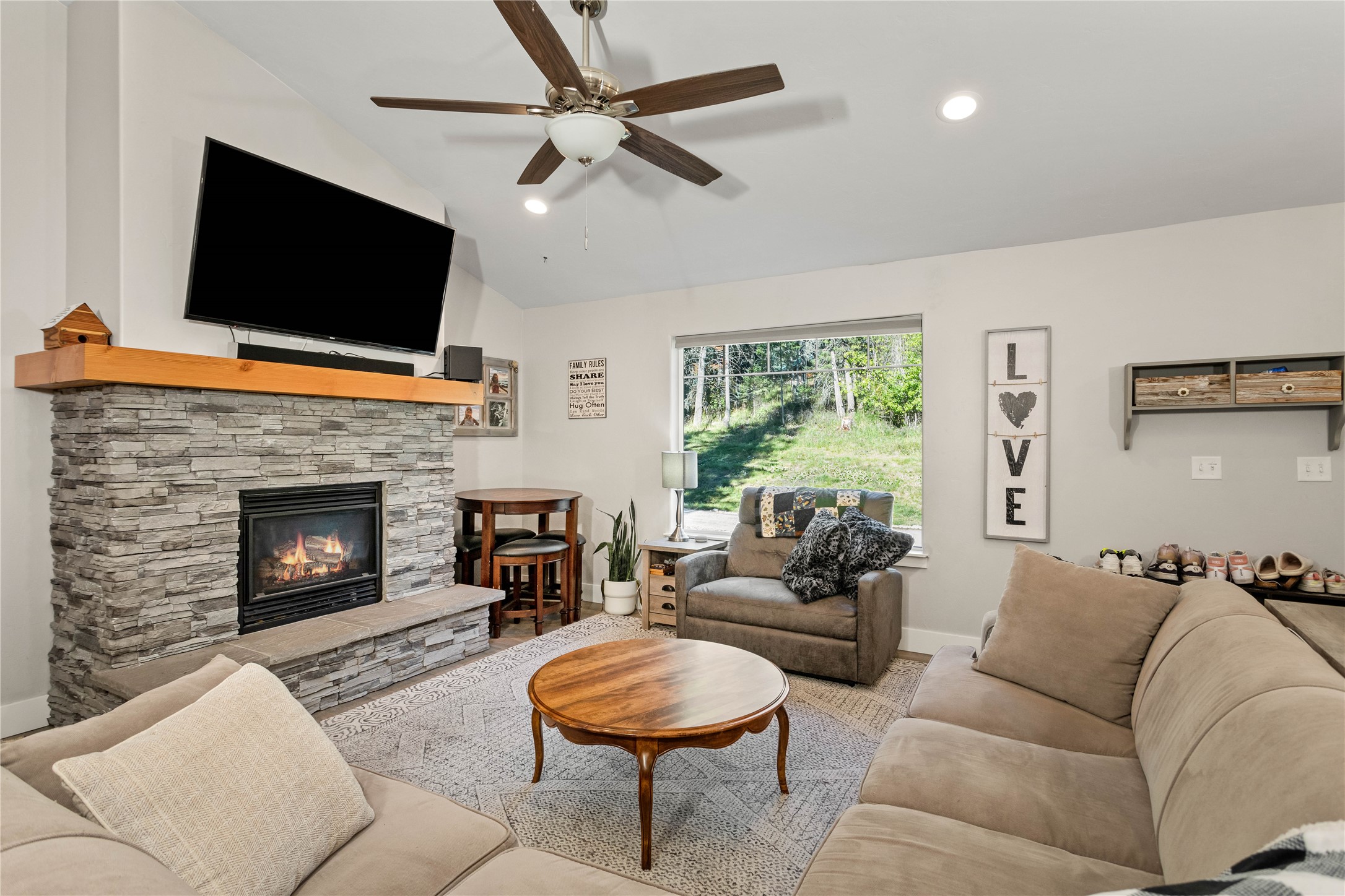 564 Peaceful Drive