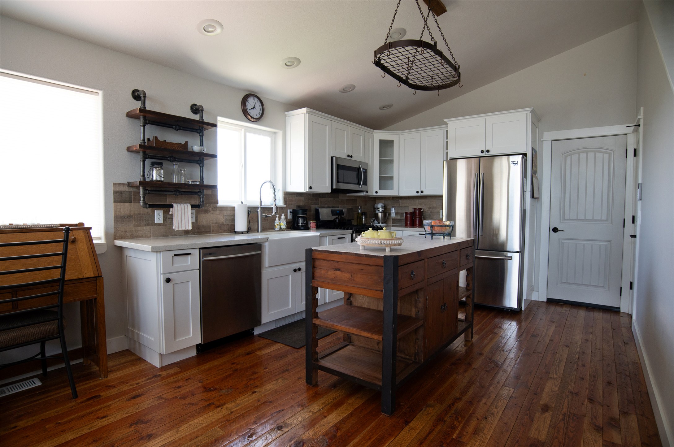 Stevensville, Montana 59870, United States, 3 Bedrooms Bedrooms, ,2 BathroomsBathrooms,Residential,Active,133646