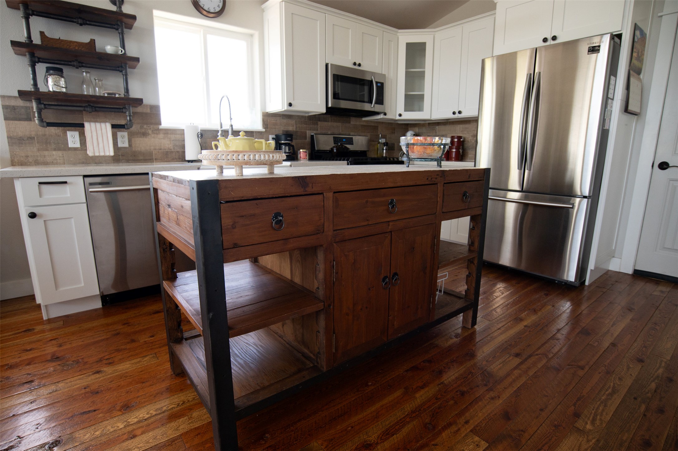 Stevensville, Montana 59870, United States, 3 Bedrooms Bedrooms, ,2 BathroomsBathrooms,Residential,Active,133646