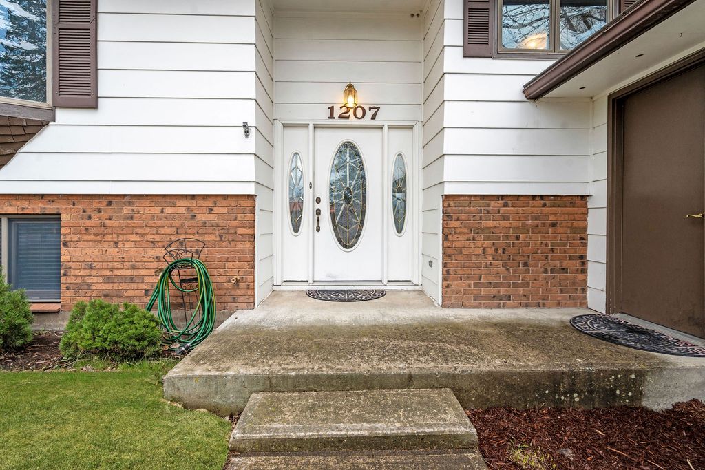 Photo of 1207 6th Avenue W, Columbia Falls, MT 59912 (MLS # 30068275)