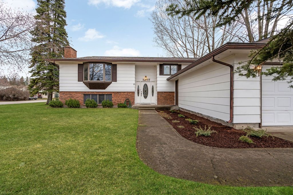 Photo of 1207 6th Avenue W, Columbia Falls, MT 59912 (MLS # 30068275)