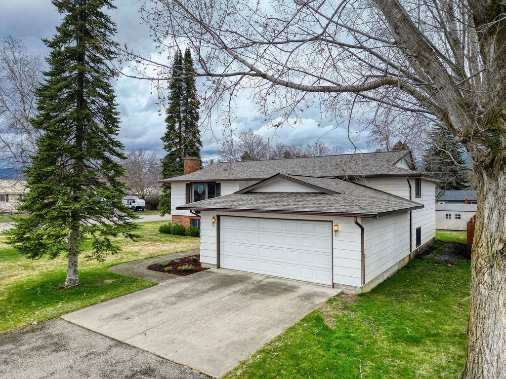 Photo of 1207 6th Avenue W, Columbia Falls, MT 59912 (MLS # 30068275)