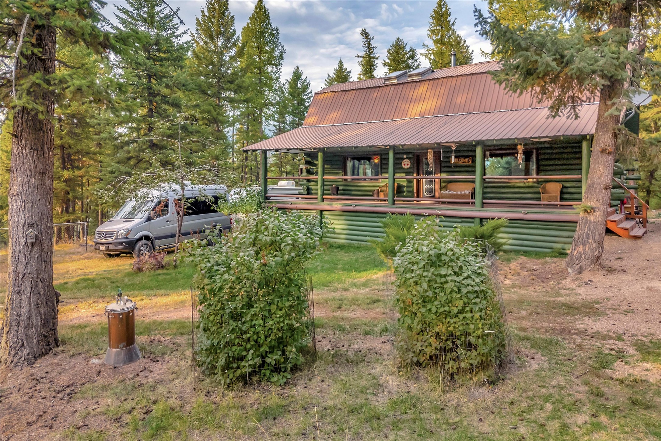 Huson, Montana 59846, United States, 2 Bedrooms Bedrooms, ,2 BathroomsBathrooms,Residential,Pending,39232