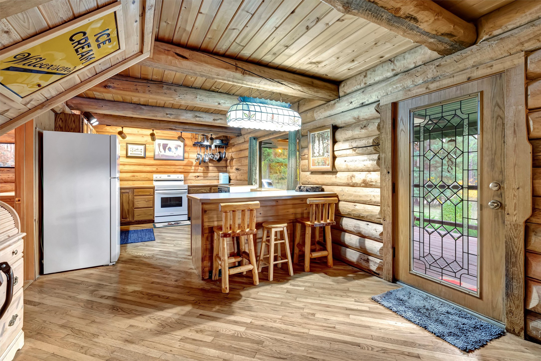 Huson, Montana 59846, United States, 2 Bedrooms Bedrooms, ,2 BathroomsBathrooms,Residential,Pending,39232