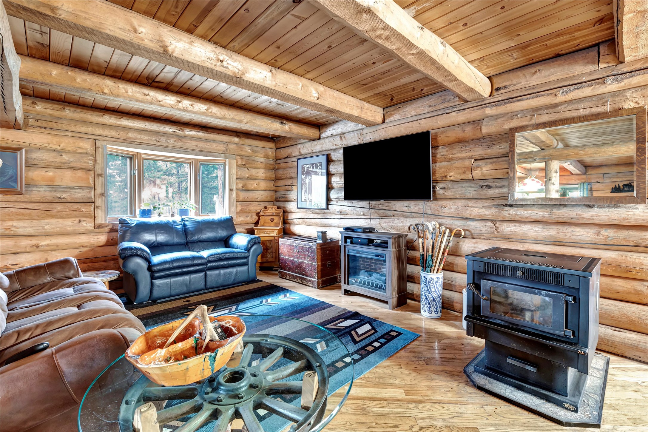 Huson, Montana 59846, United States, 2 Bedrooms Bedrooms, ,2 BathroomsBathrooms,Residential,Pending,39232