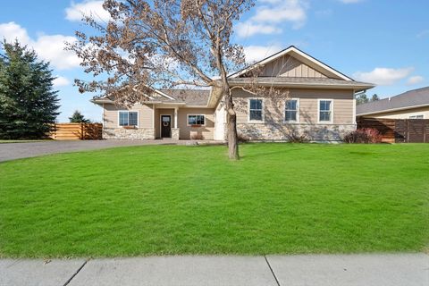 Tiny photo for 198 Lazy Creek Way, Kalispell, MT 59901 (MLS # 30068147)