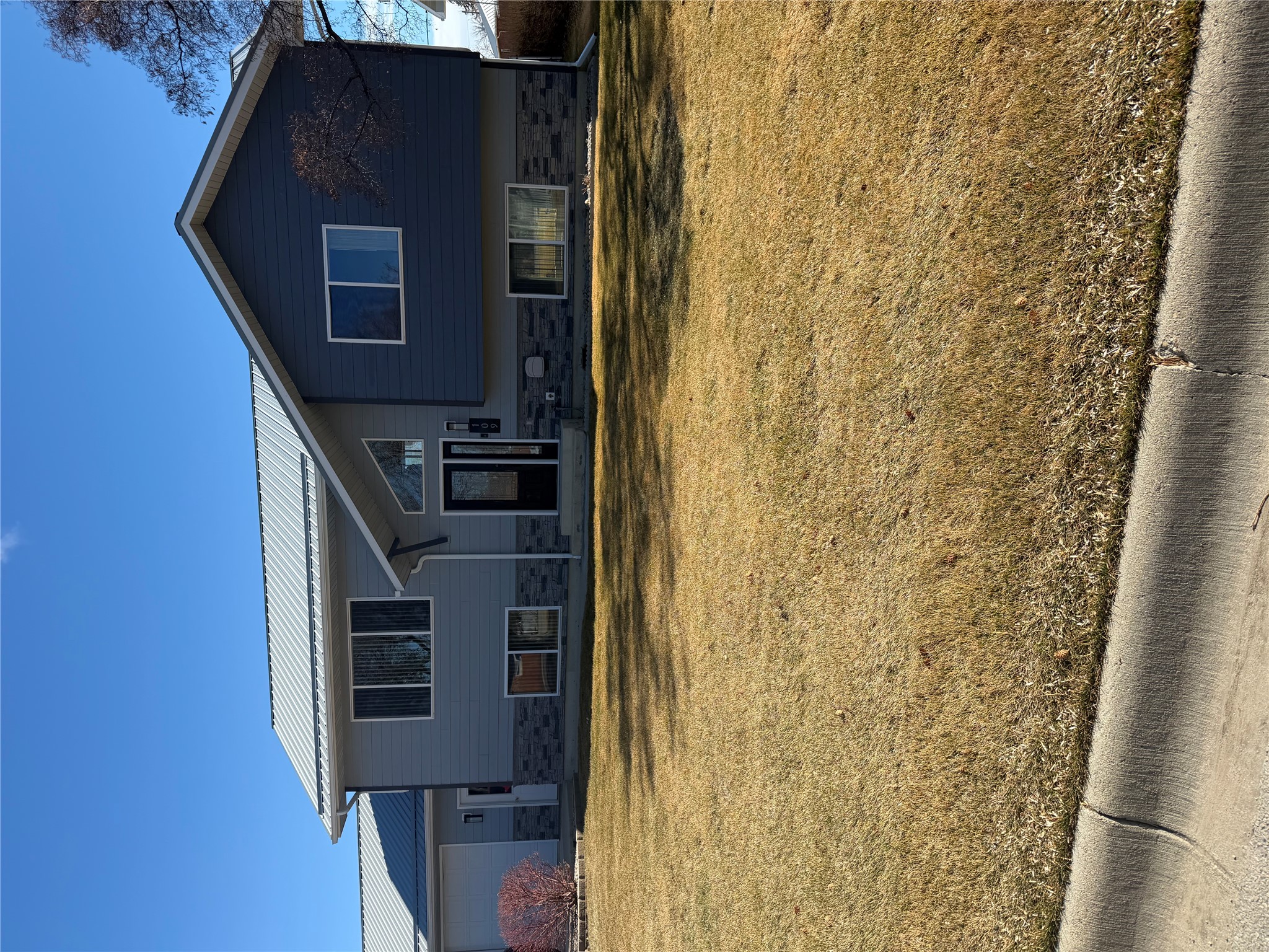 109 S Delaware Street