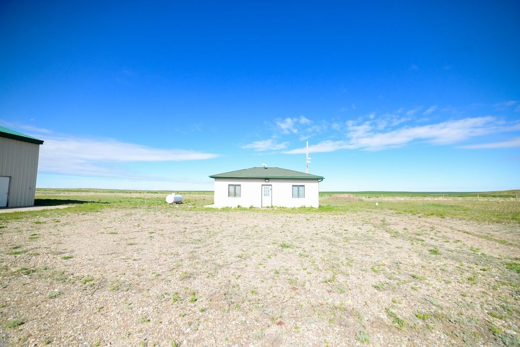 Photo of 2295 Marias Valley Road, Shelby, MT 59474 (MLS # 30066996)