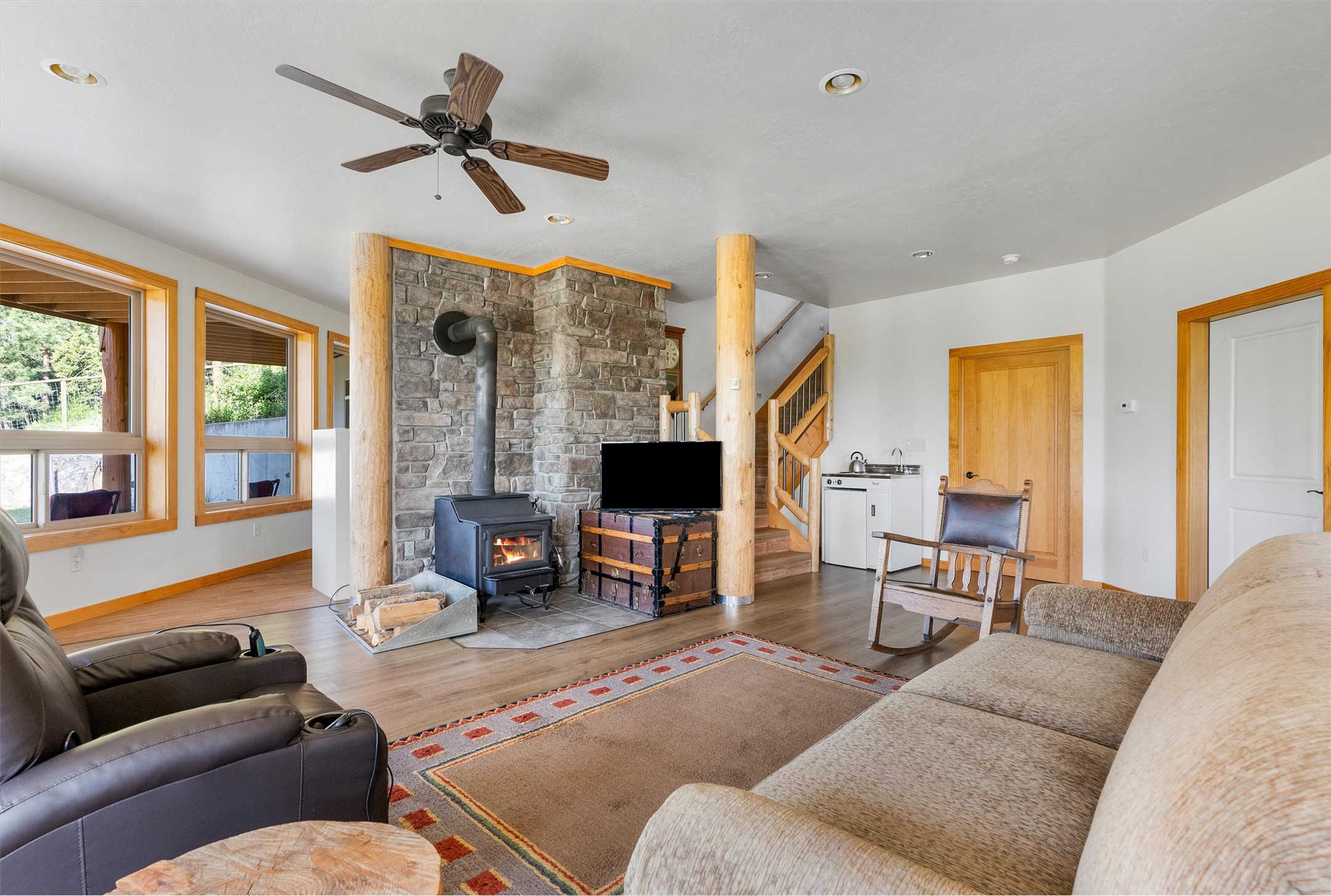 Victor, Montana 59875, United States, 3 Bedrooms Bedrooms, ,3 BathroomsBathrooms,Residential,Active,139285