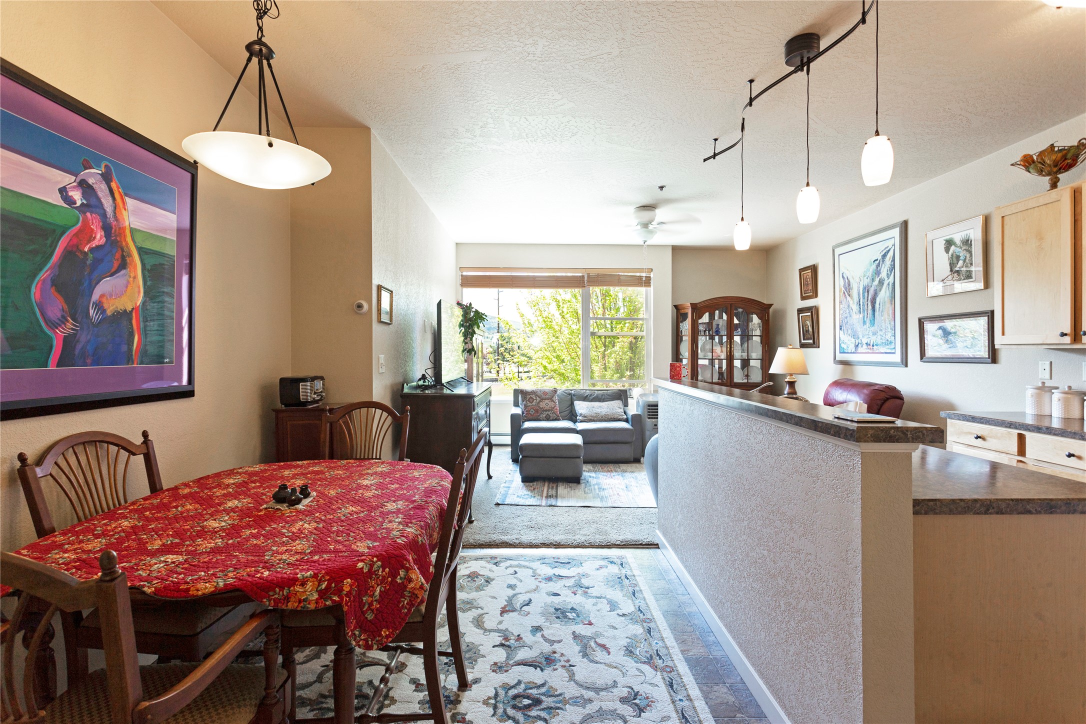 2101 Dearborn Avenue 25