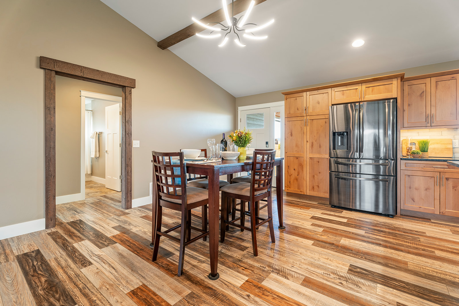 East Helena, Montana 59635, United States, 4 Bedrooms Bedrooms, ,3 BathroomsBathrooms,Residential,Active,242515